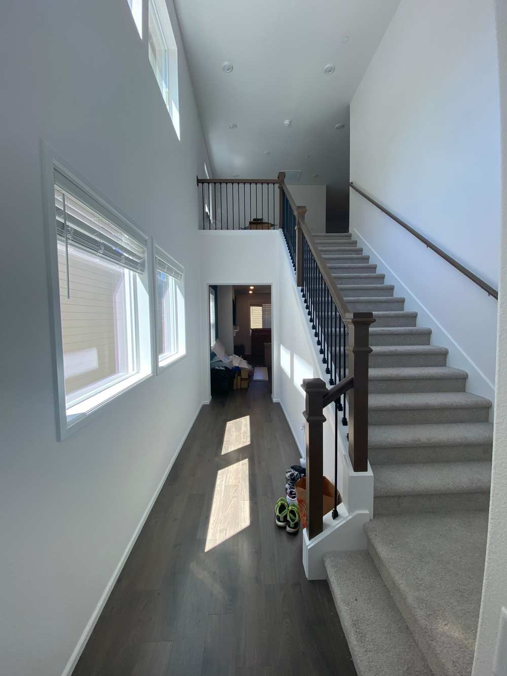 Vanhousing painter interior Everett