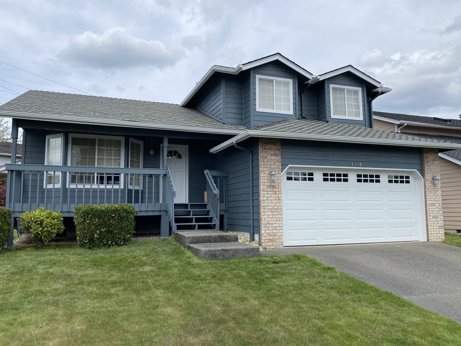 Paiting exterior services in Redmond